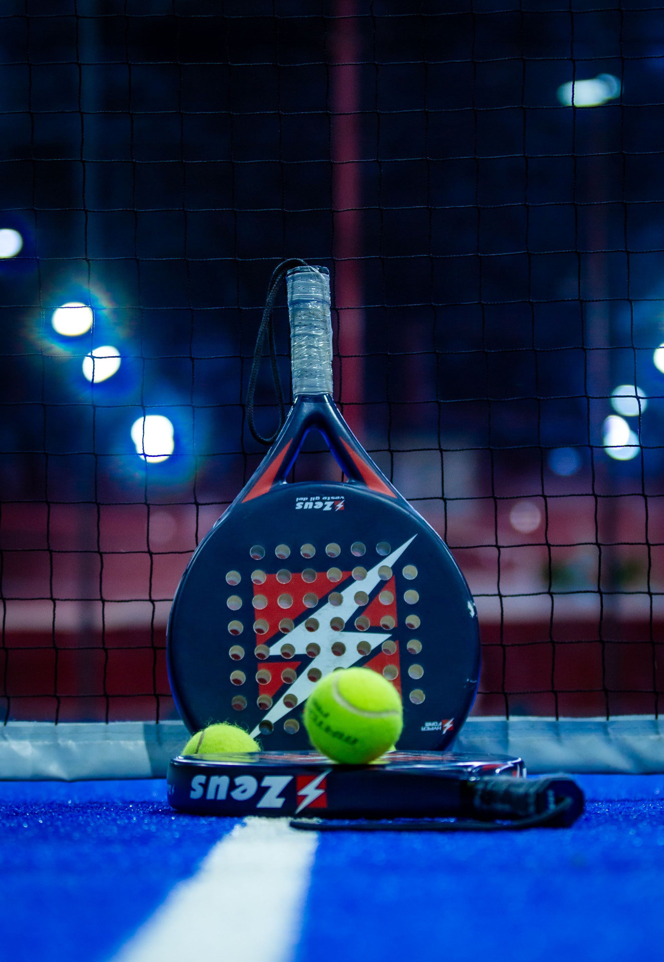 Floodlit indoor padel court at Pitch n Padel